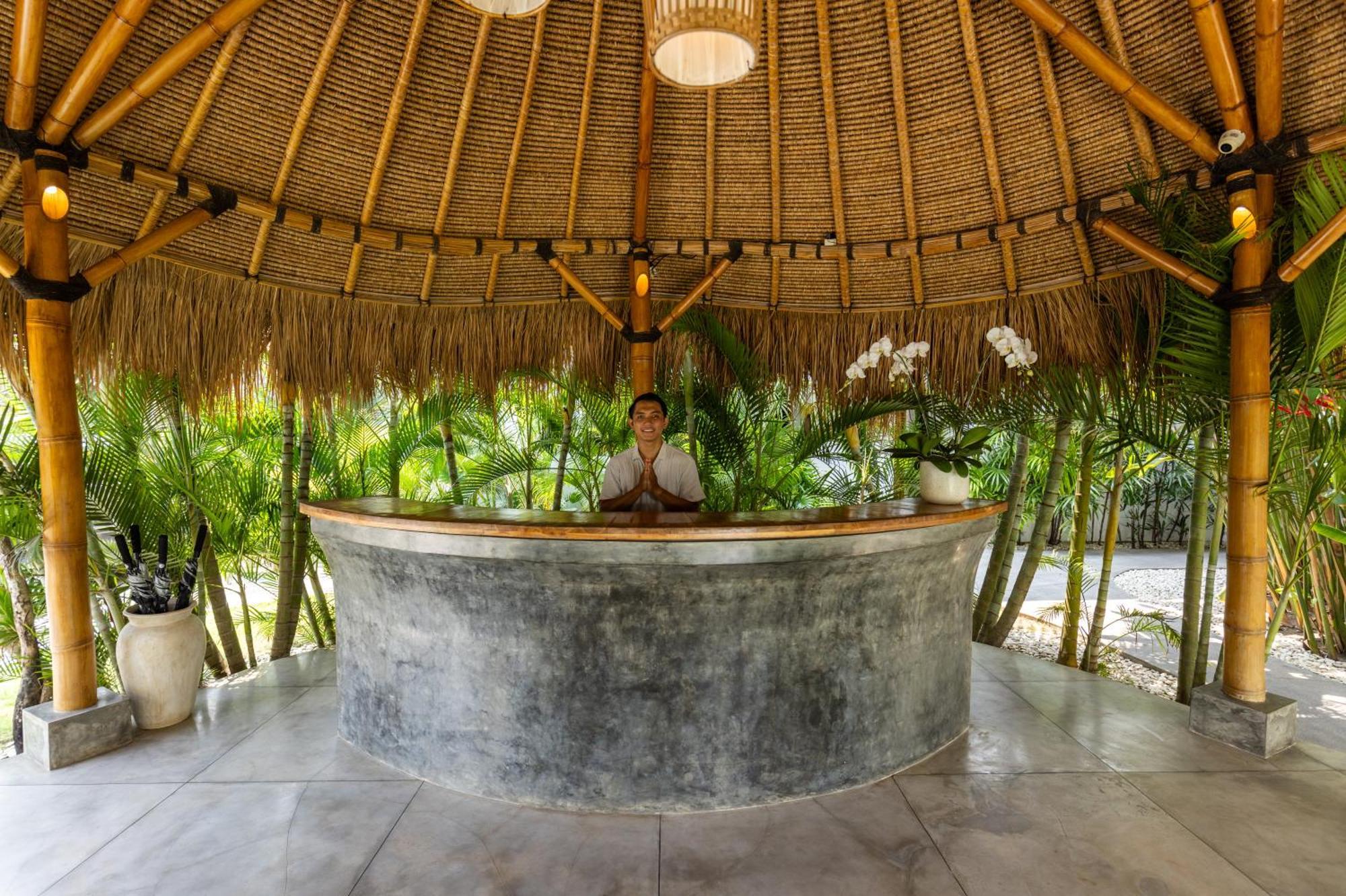 Sikara Lombok Hotel Kuta  Esterno foto